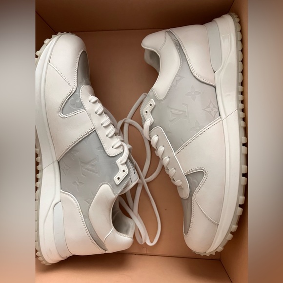 Very good condition. 100% authentic. 8.5 LV size. - Picture 3 of 6